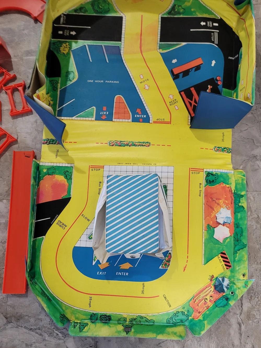 Vintage 1976 Matchbox City Playset Case - Blue and Yellow Artwork